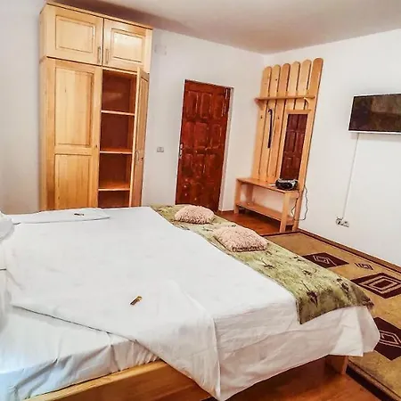 Conacul Sfanta Elena * Berevoesti